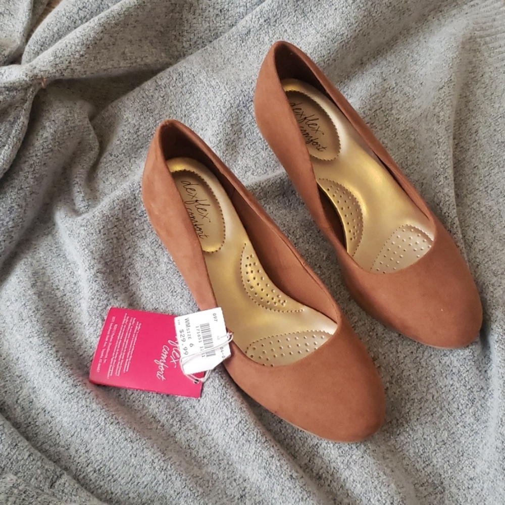 Brown sude heel's